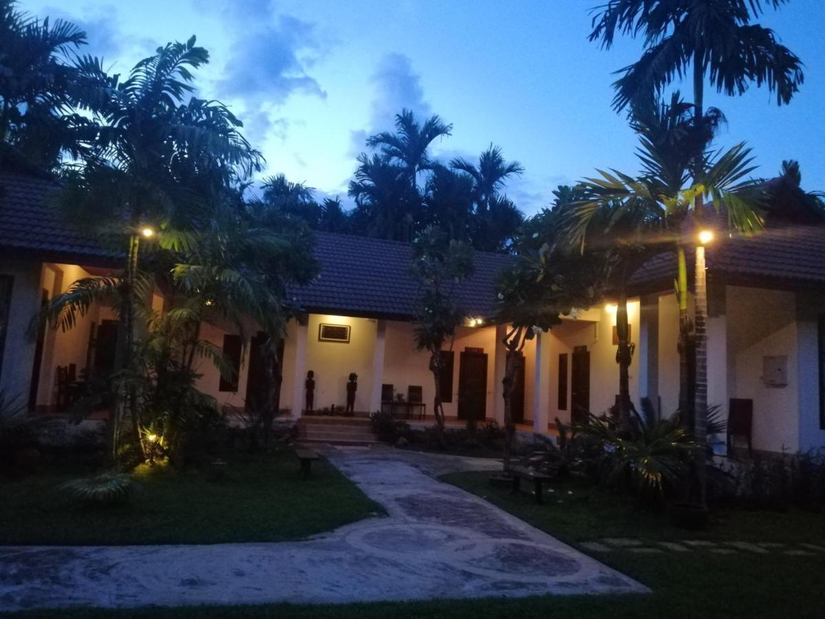 Villa Thakhek Exteriér fotografie