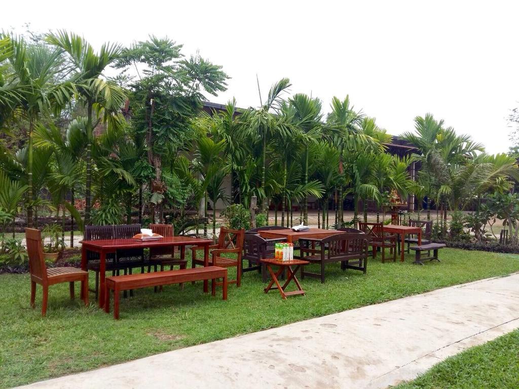 Villa Thakhek Exteriér fotografie