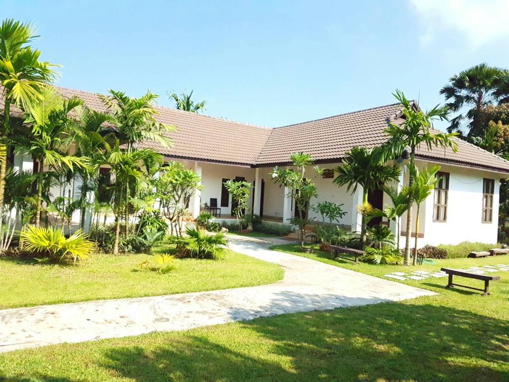 Villa Thakhek Exteriér fotografie