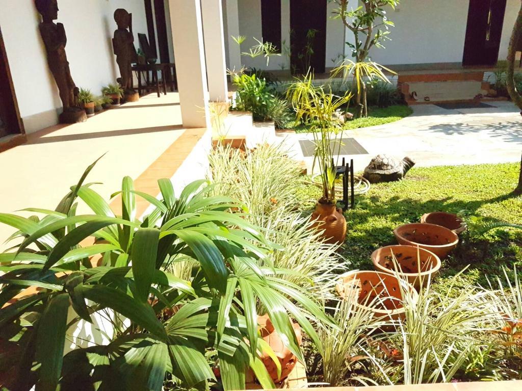 Villa Thakhek Exteriér fotografie