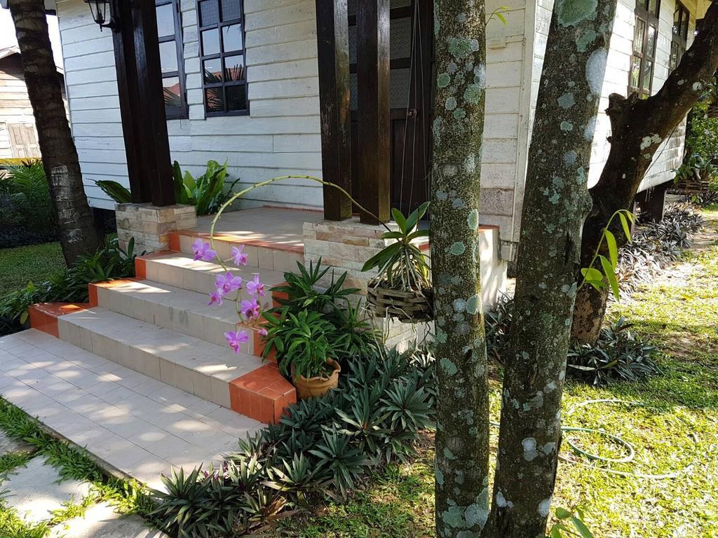 Villa Thakhek Exteriér fotografie