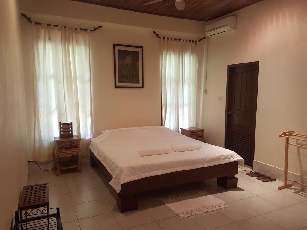 Villa Thakhek Exteriér fotografie