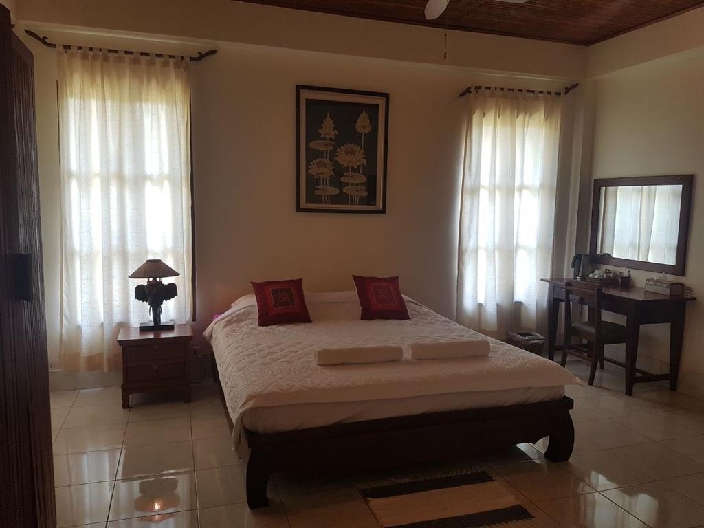 Villa Thakhek Exteriér fotografie