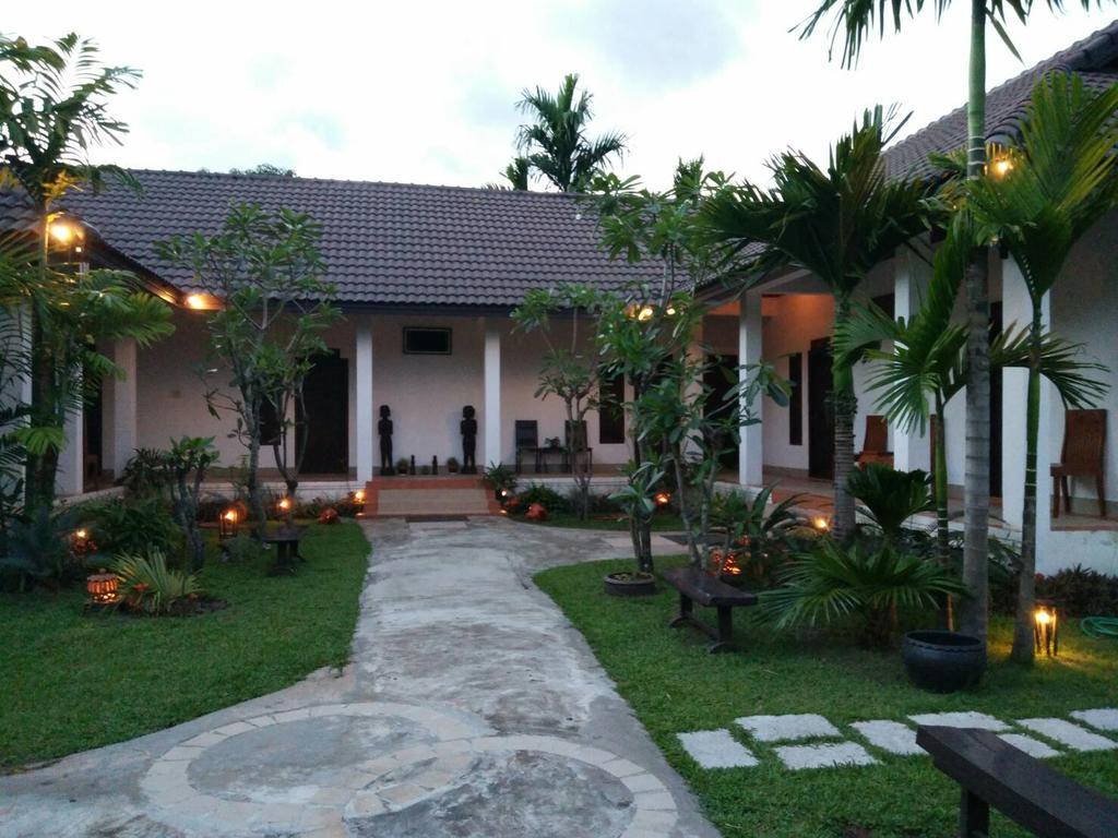 Villa Thakhek Exteriér fotografie