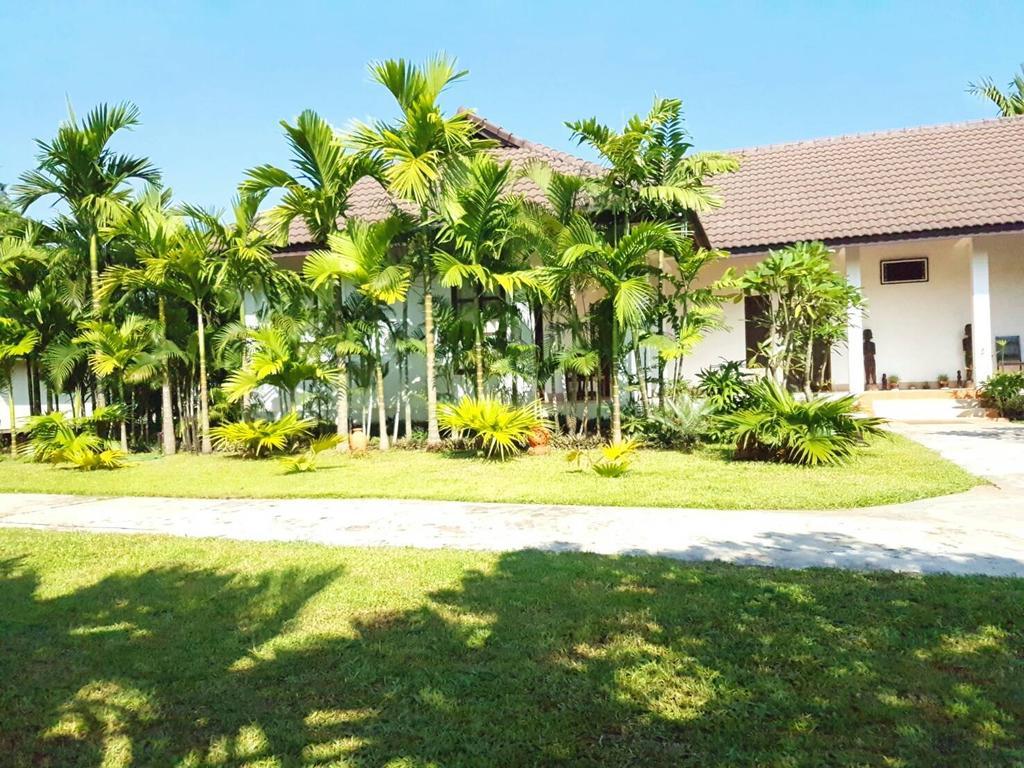 Villa Thakhek Exteriér fotografie